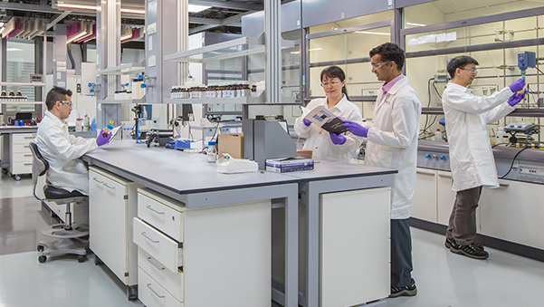 Evonik opens new research hub in Singapore for functional surfaces & additive manufacturing
