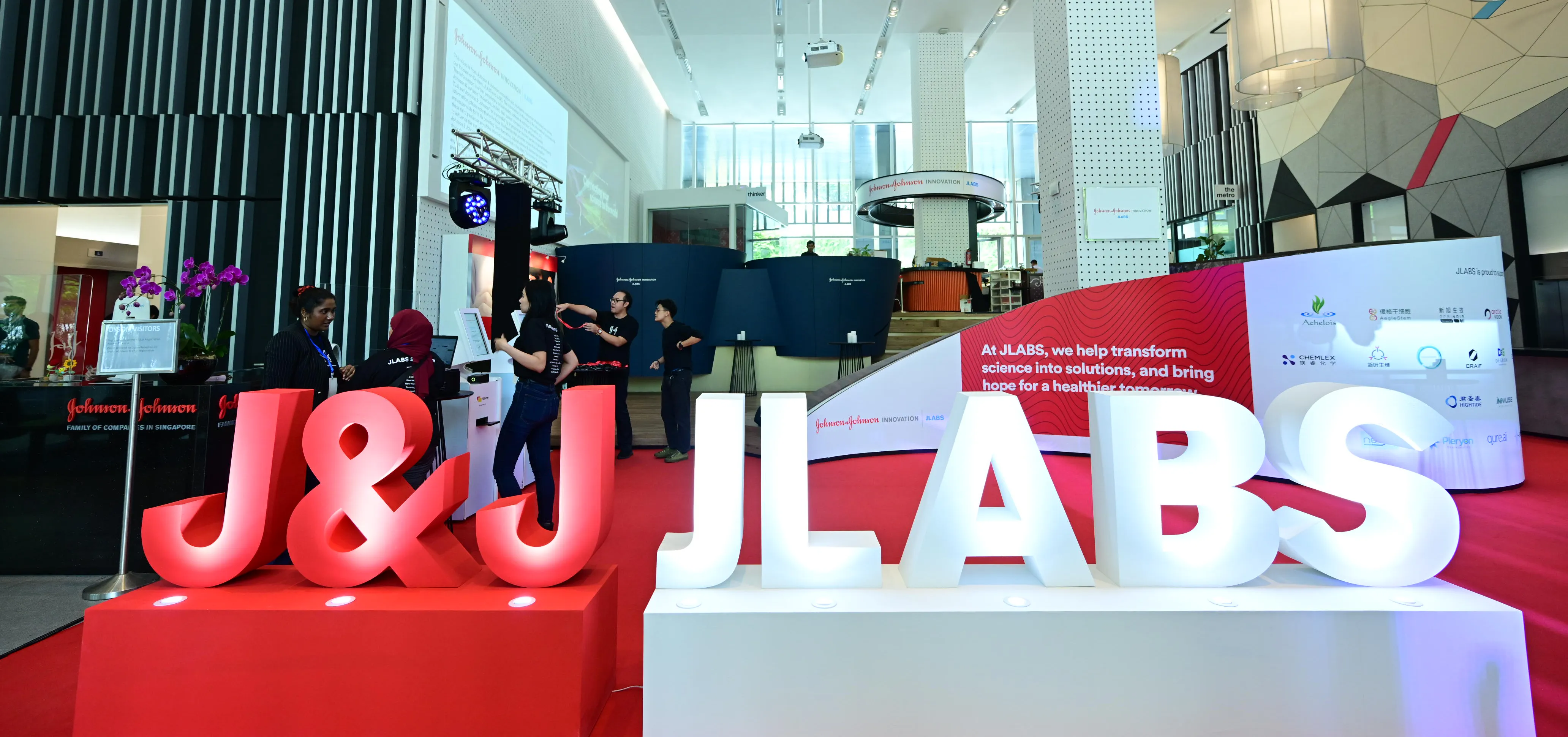 Johnson & Johnson Innovation Launches Singapore QuickFire Challenge with the Singapore Economic Development Board