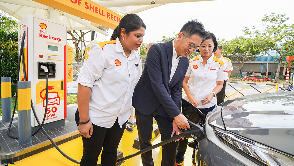 Shell rolls out electric vehicle charging points at fuel stations