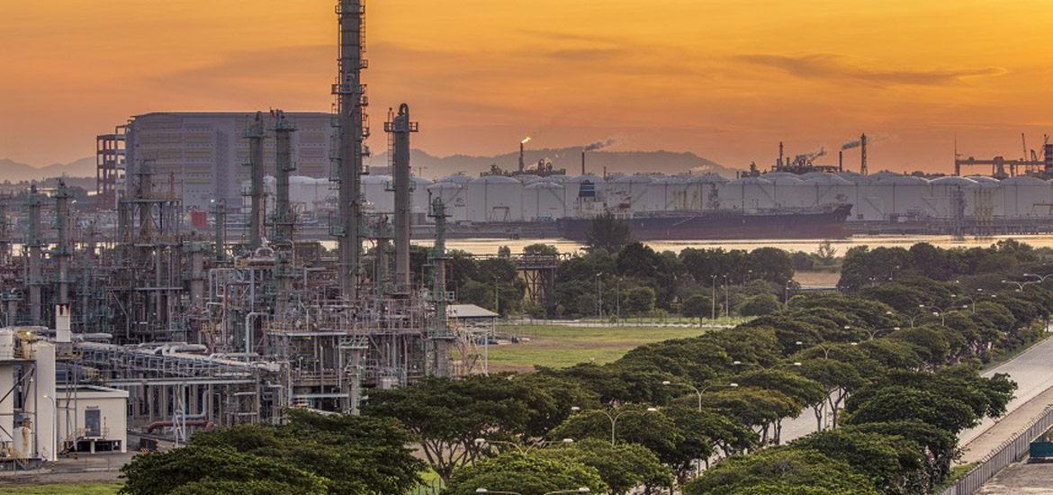 5 ways energy and chemicals companies are lowering carbon emissions in Singapore Masthead
