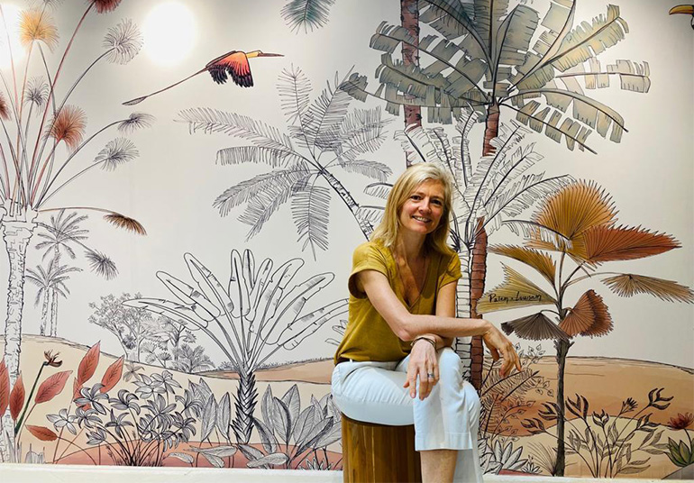 Cécile worked with fashion brand Palem to transform their Singapore boutiques with a hand-drawn mural inspired by local flora and fauna and Palem’s brand colours.
