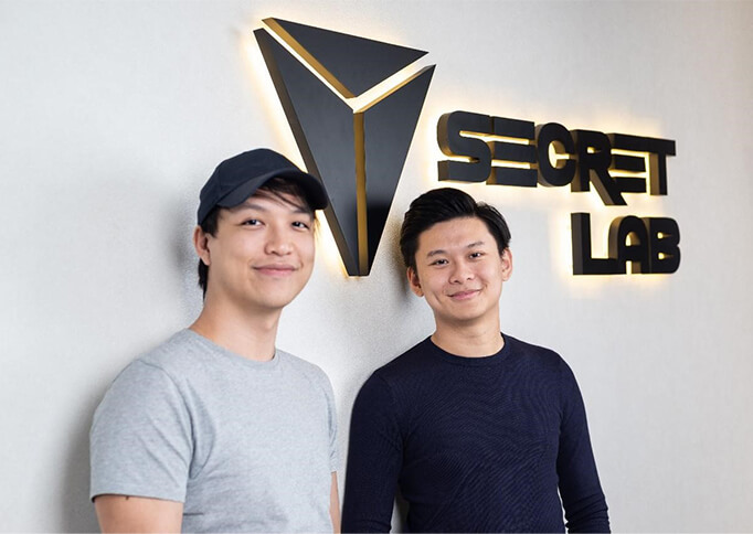 Alaric Choo (left) and Ian Alexander Ang (right), the founders of Secretlab (Credit: Secretlab)
