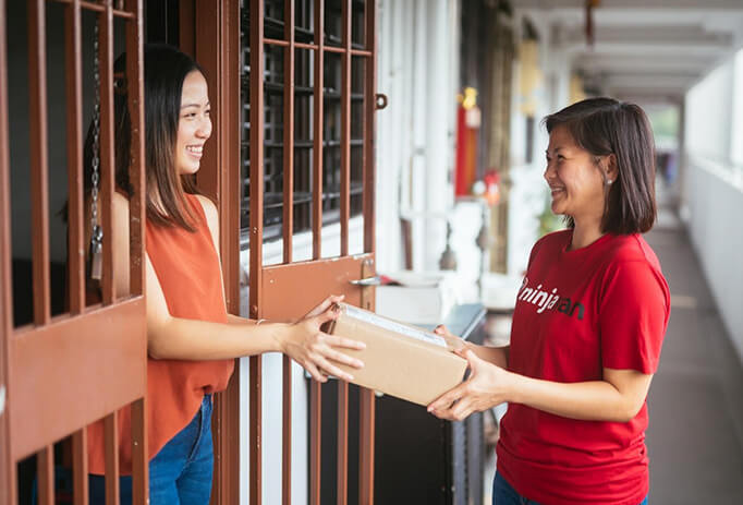 A simple insight that led to a successful company: Everyone wants their parcels to be delivered on time and in good condition