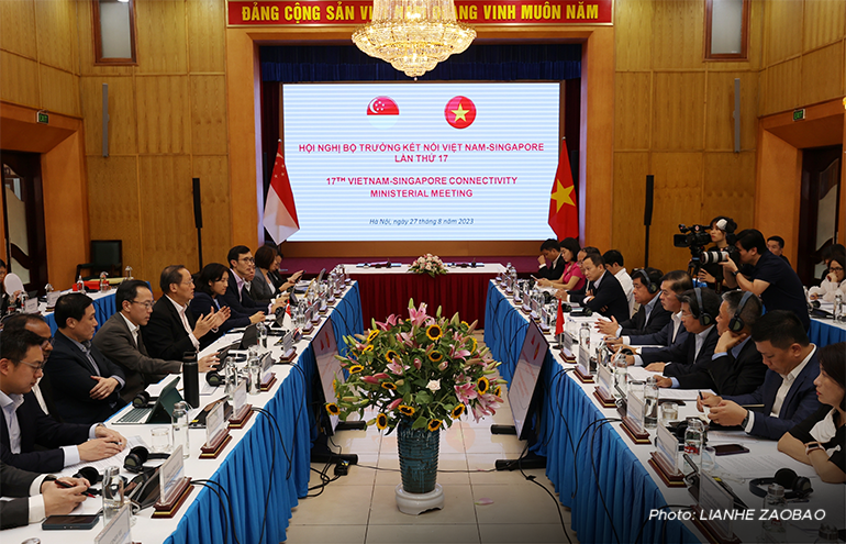 Dr Tan See Leng co-chaired the Singapore-Vietnam Connectivity Ministerial Meeting with Vietnam’s Planning and Investment Minister Nguyen Chi Dzung in Hanoi on Aug 27.