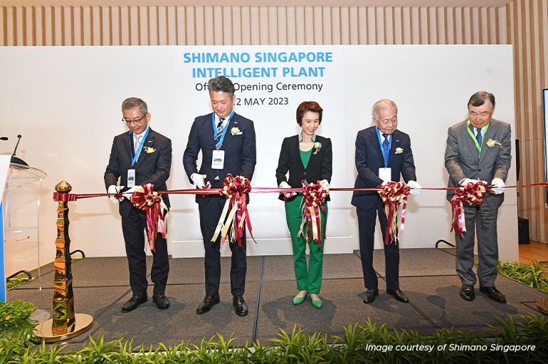 Above: The opening ceremony of Shimano Singapore Intelligent Plant happened on 12 May 2023. From Left to right: President, Shimano Singapore Chia Chin Seng; President of Shimano Inc. Taizo Shimano; Minister of State, Ministry of Trade and Industry Low Yen Ling; and Chairman and CEO of Shimano Inc. Yozo Shimano; Honorary Chairman, Takenaka Corporation Toichi Takenaka. Photo: Shimano Singapore