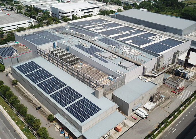 Aerial view of 3M’s rooftop solar farm in Tuas.